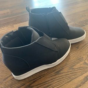 Sneaker Wedge Shoes